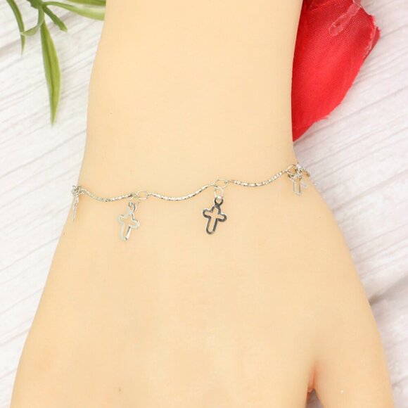 "Trendy Handmade Bracelet – A Thoughtful Gift for Girls & Women | UNVRC1041 - Picture 3 of 10